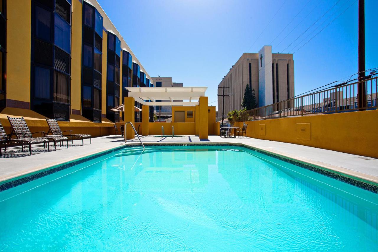 Holiday Inn Long Beach-Downtown Area Exterior foto